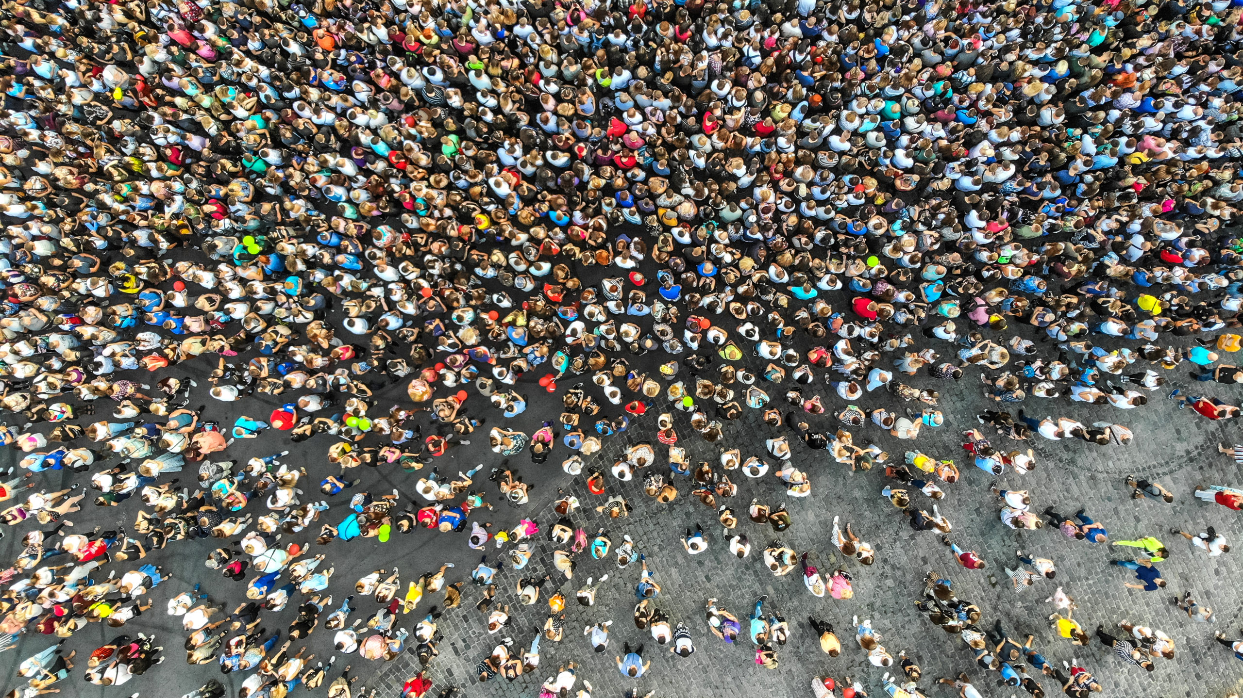 Quante persone ci sono in questa foto?